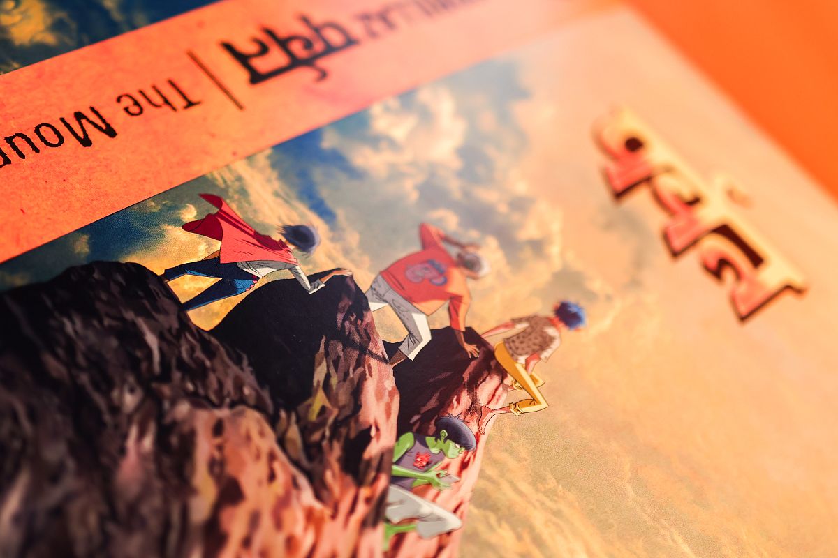Close-up image of Gorillaz The Mountain Vinyl Record artwork